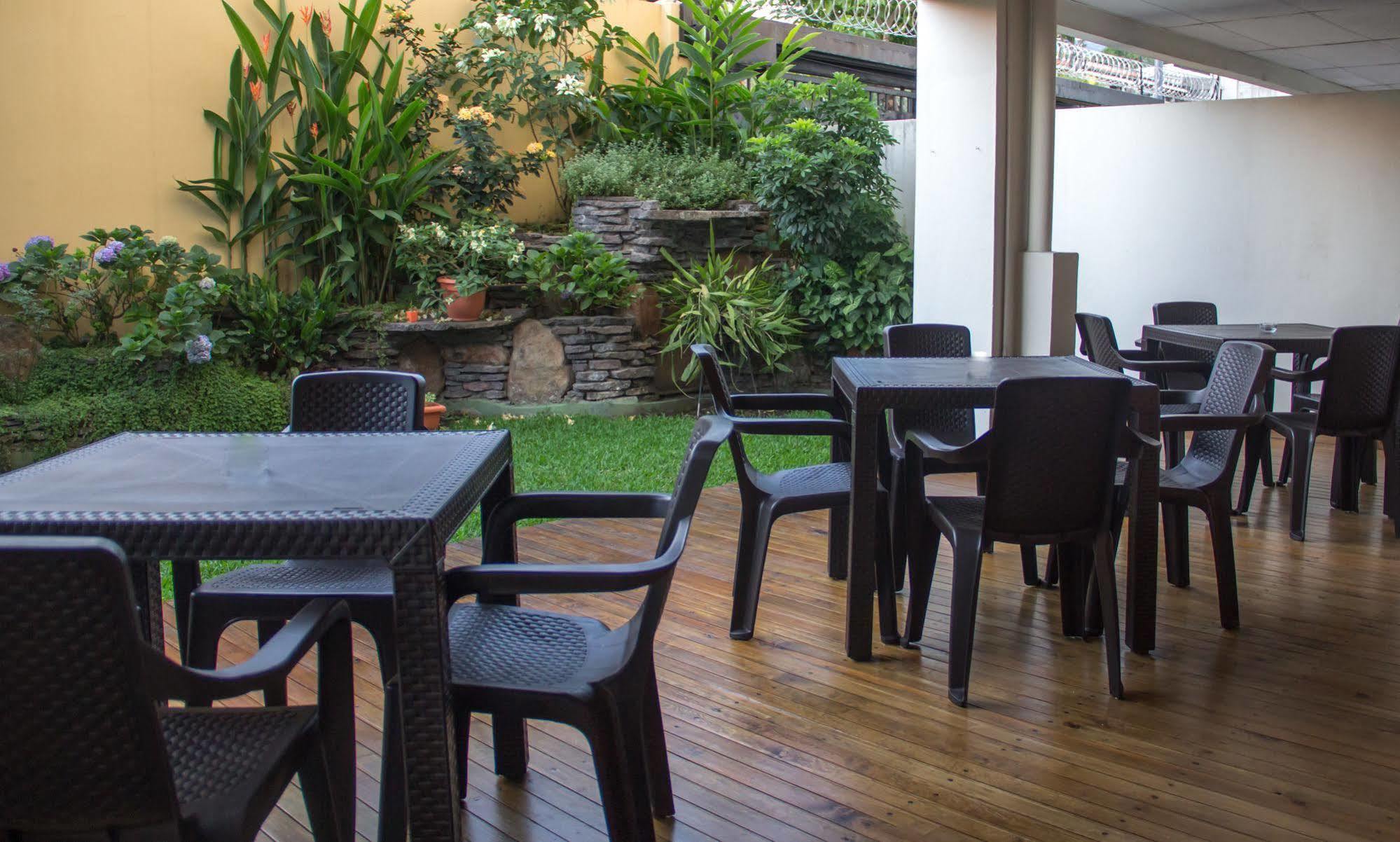 Maria Jose Suites ซานซัลวาดอร์ ภายนอก รูปภาพ